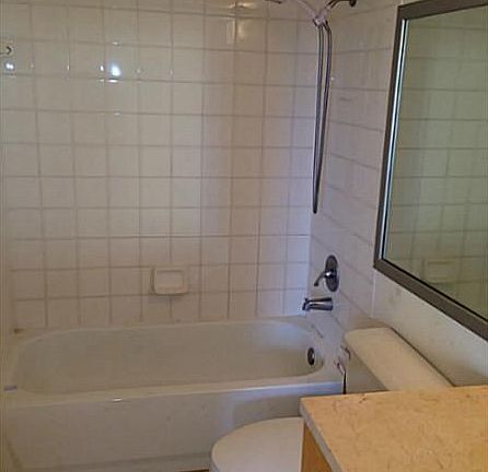 4th image of 19601 E Country Club Dr #7207