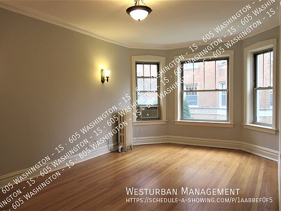 4th image of 605 Washington Blvd APT 1S
