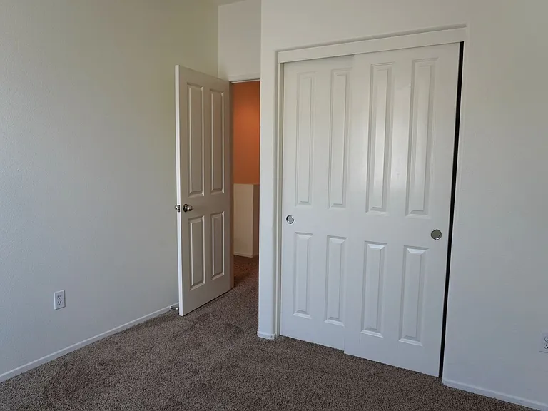 27544 Papillion St #3 — Photo 18