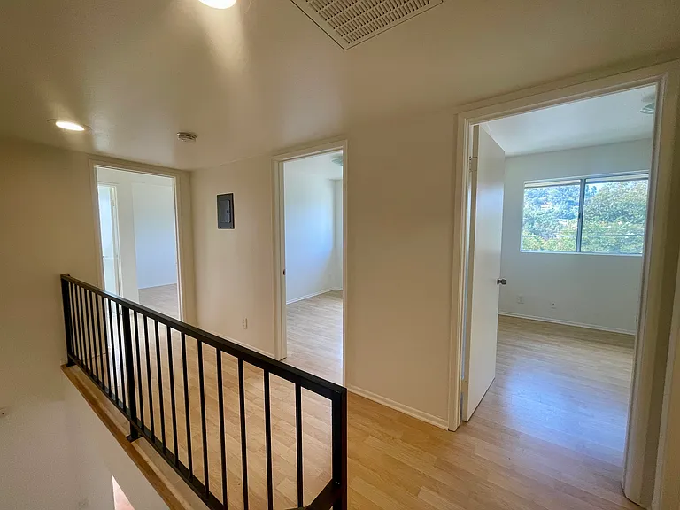 613 E Palmer Ave #1 — Photo 9