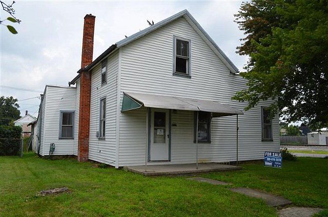 1st image of 622 E Charles St