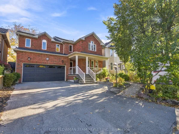 980 Langford St, Oshawa, ON L1K 2W1