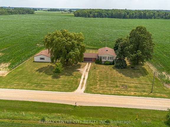 2nd image of 4943 Falconbridge Dr