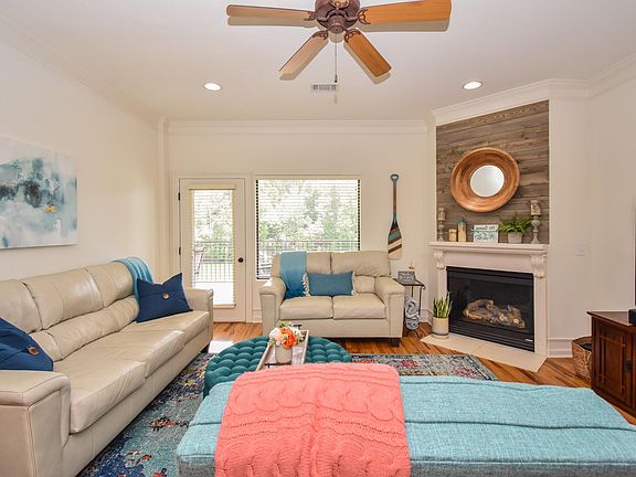2nd image of 64-5307 Stoneview Summit Ct