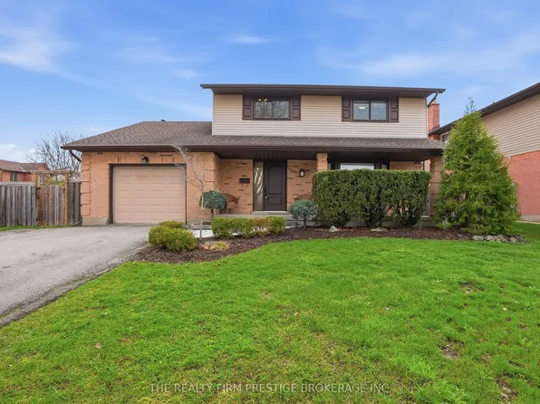 1050 Mahogany Cres, London, ON N6H 4V9