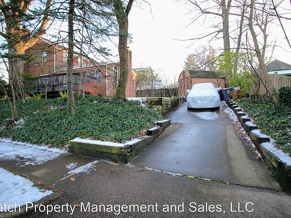 5th image of 874 N Livingston St