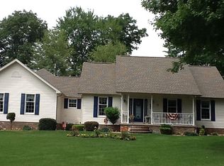 3543 Timber Ln, Hermitage, PA 16148