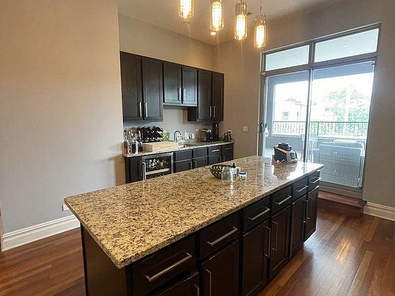 4th image of 1746 W North Ave #3