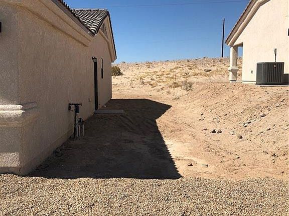3rd image of 2573 E Halycone Dr