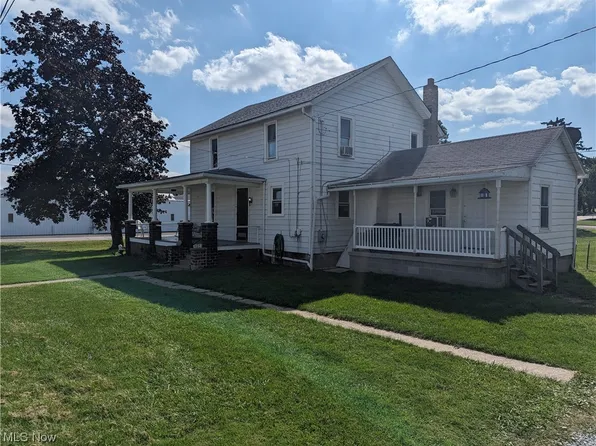 49 E Market St, Marshallville, OH 44645