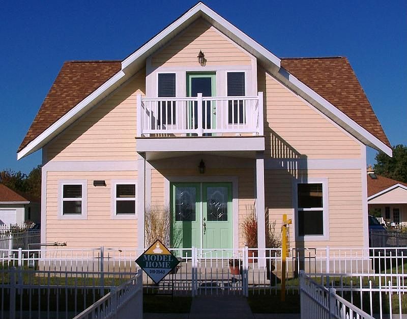 2nd image of 2001 Radiance Cir