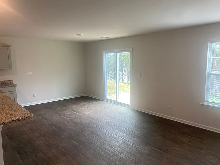 1754 Bright Hope Ln — Photo 8