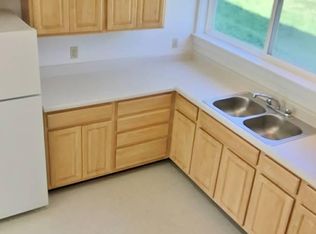 11 Dirigo Dr, Bangor, ME 04401