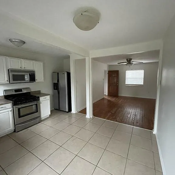 4264 Oxford Ave #4 — Photo 4
