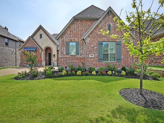 2nd image of 1208 Bentley Dr