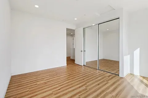 1166 Holly Ave #1 — Photo 16