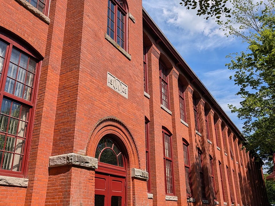 1st image of 839 Main Street #25