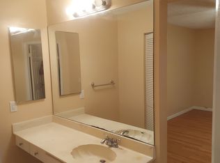 9711 SW 11th St, Hollywood, FL 33025