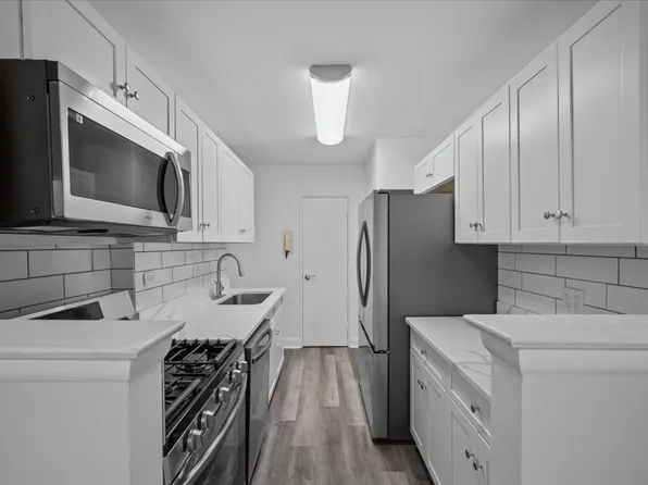 3235 Cambridge Avenue image 2 of 15