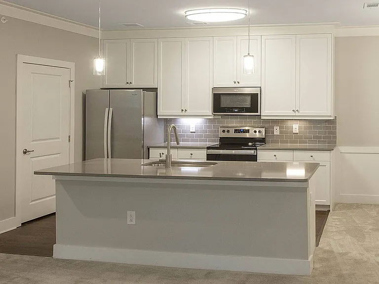 Greystone Pointe Columbus — Photo 38