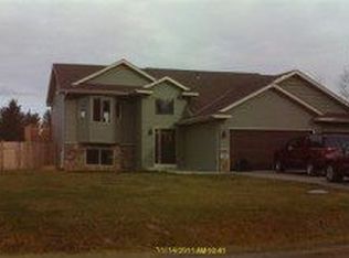 45 E Riverside Rd, Esko, MN 55733
