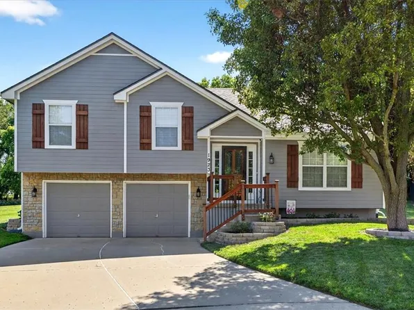 1923 NW 79th St, Kansas City, MO 64151