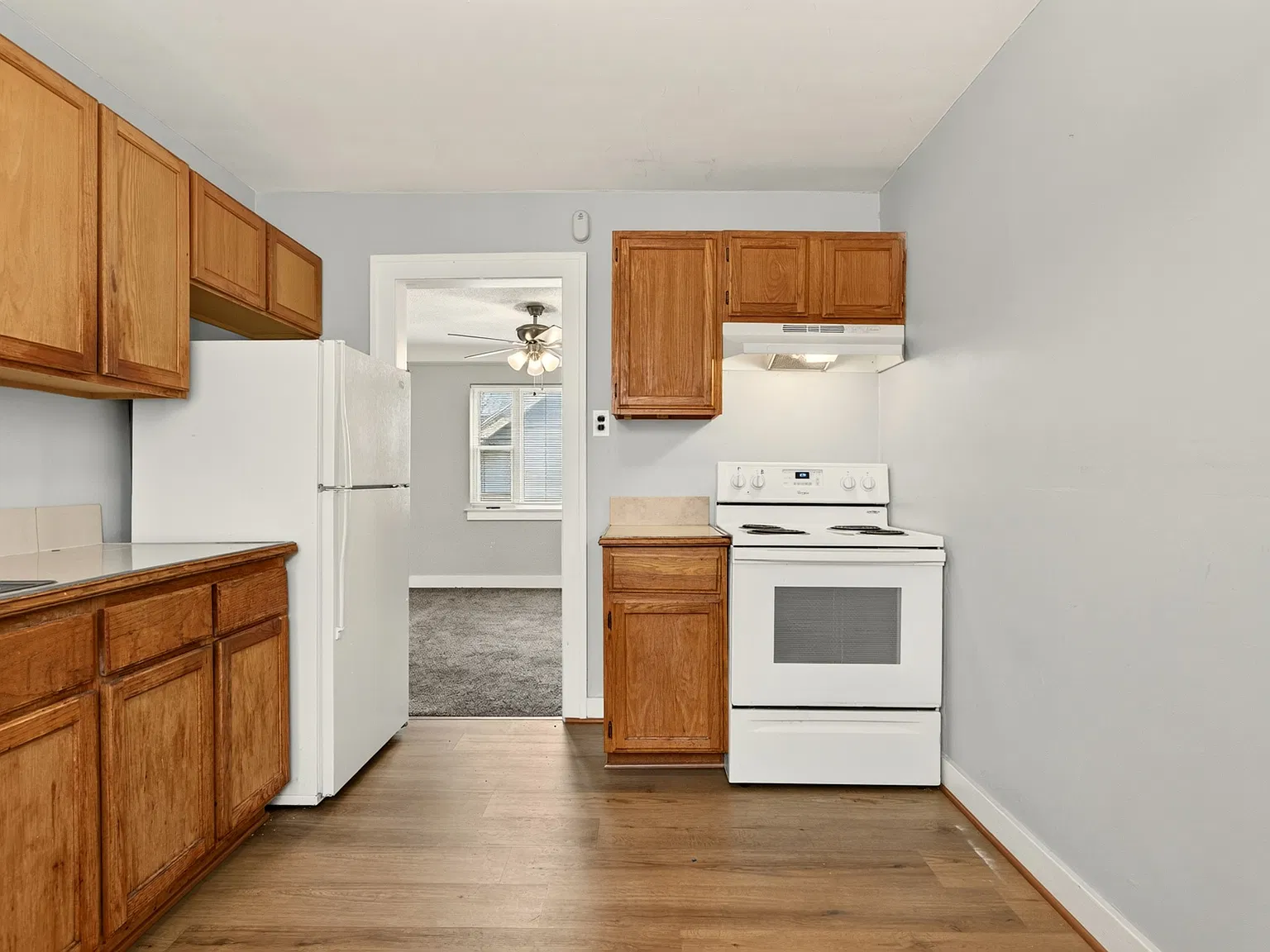 2 bed, 1046 sqft, $1,000 — Photo 3