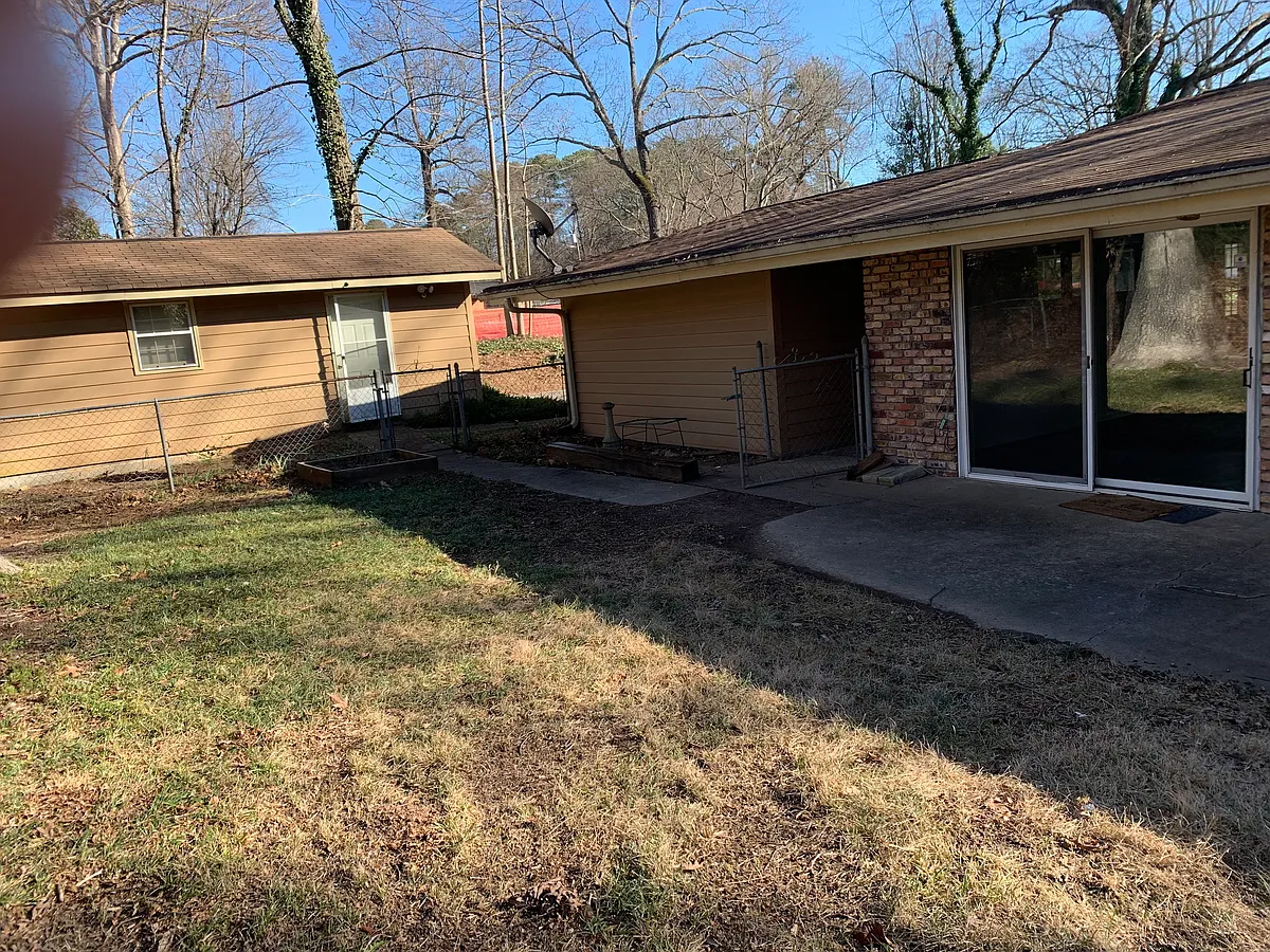 Building Photo - 1086 Lynmoor Dr