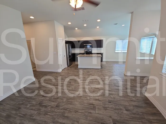 514 Silo St — Photo 7
