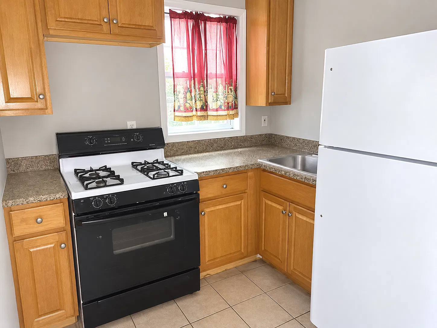 2 bed, $1,699 — Photo 4