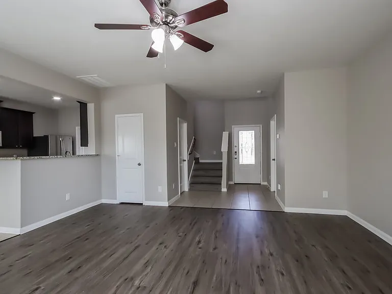 7670 Dragon Pearls Ln — Photo 5