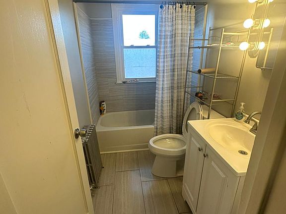 4th image of 7 Englewood Ave #2B