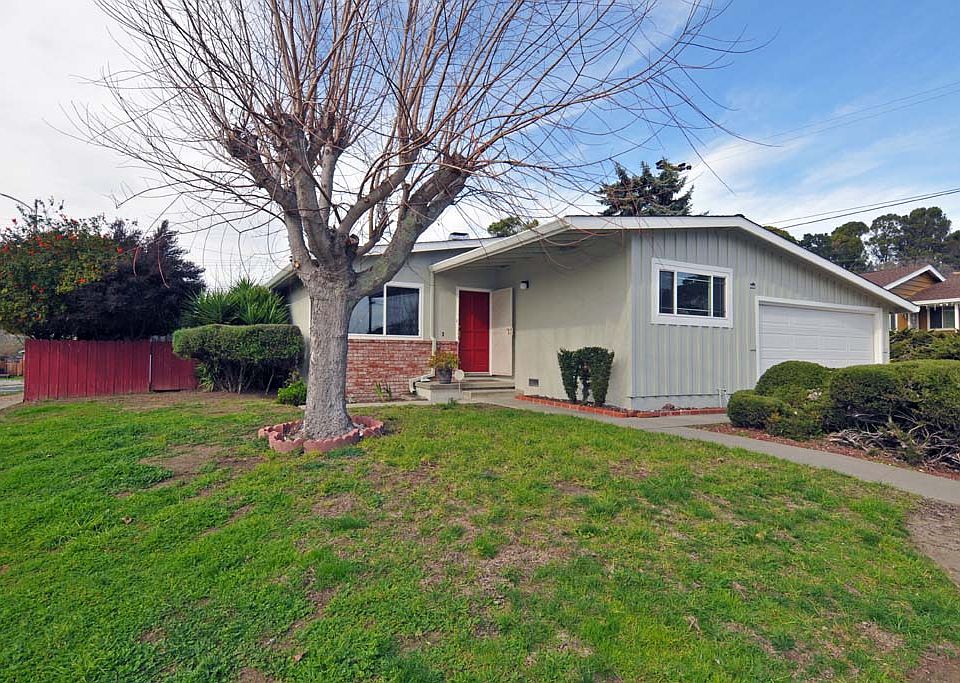 1st image of 3001 Colette Dr