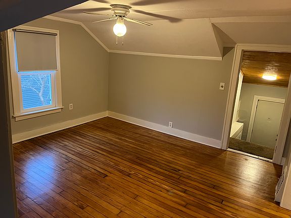 2nd image of 2-347 E Saratoga St