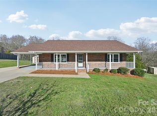 107 Mario Dr, Shelby, NC 28152