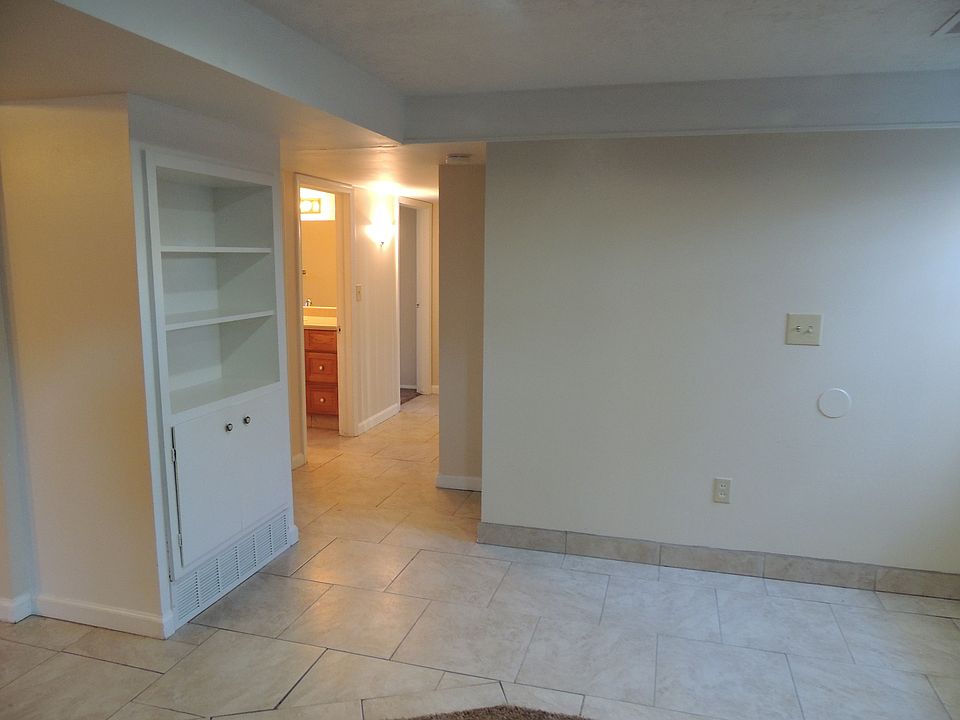 Entrance of Unit