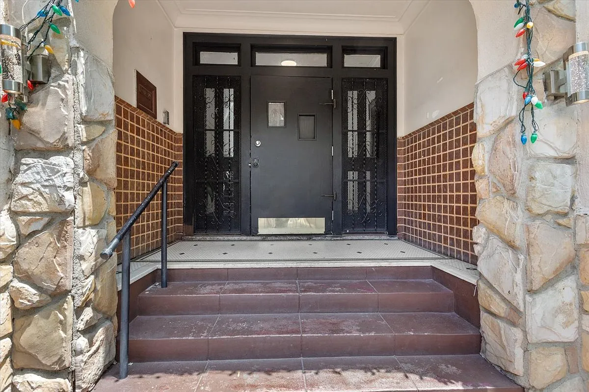1 bed, 388 sqft, $1,550 — Photo 2