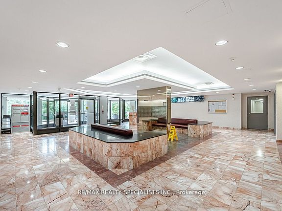 5th image of 5 Rowntree Rd N #805