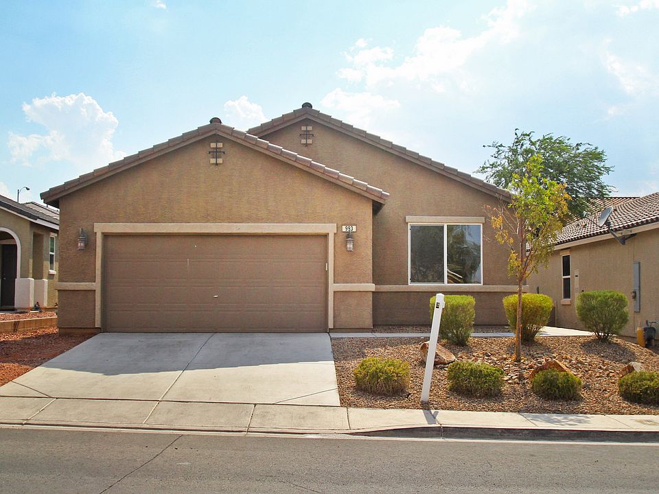 1st image of 993 Fishing St
