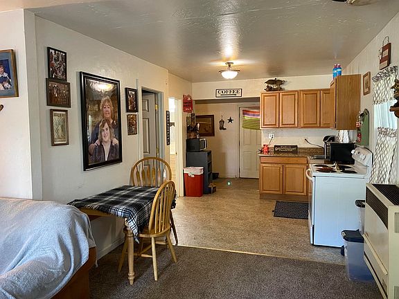 2nd image of 1416 4th St