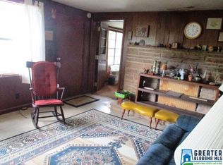 213 W Lakeshore Dr, Oneonta, AL 35121