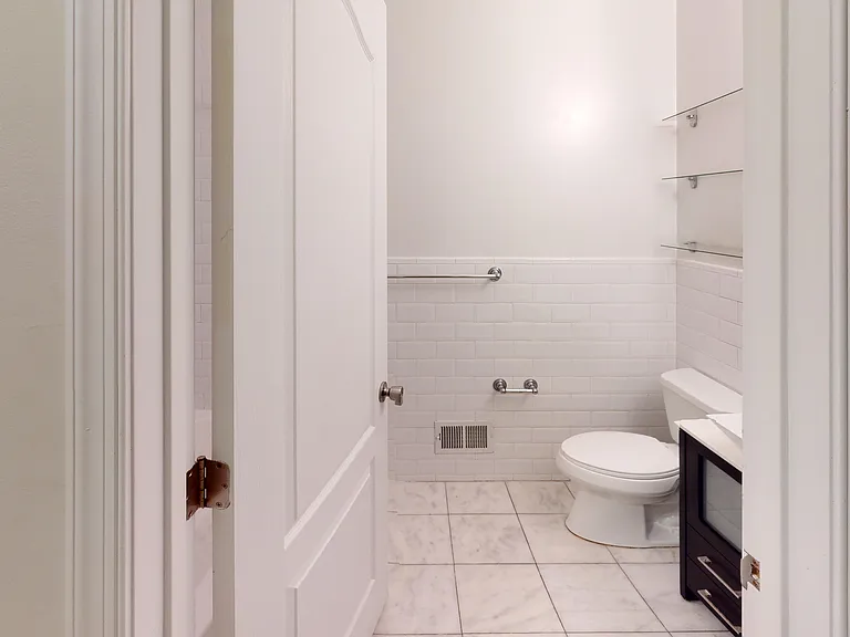 57 Grace St #1 — Photo 17