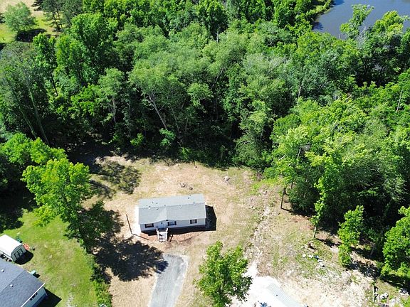4th image of 110 Ridge Ct