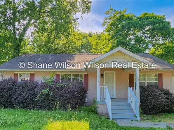 34 Biscayne Blvd, Rossville, GA 30741