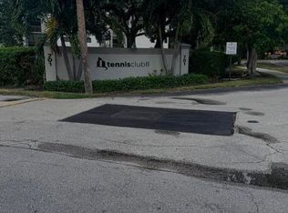 TENNIS CLUB II, Fort Lauderdale, FL 33311