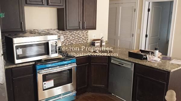 1st image of 3 Boylston St #1