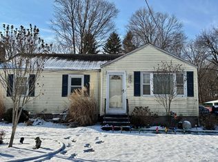 24 Thorpe St, North Haven, CT 06473