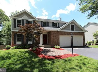 1430 Flynn Ct, Herndon, VA