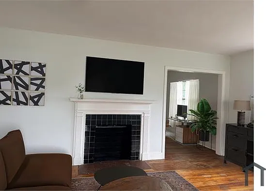 4912 Court I — Photo 1