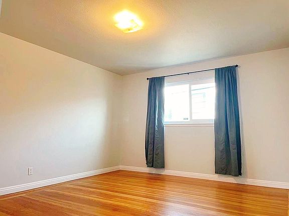 2nd image of 373 Harkness Ave